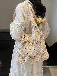 Knitted hollow tote bag with colorful beads and zigzag pattern for beach vacation