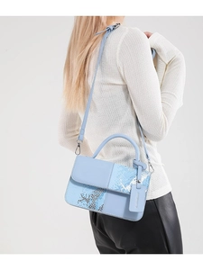 Sac à bandoulière patchwork bleu clair en peau de serpent avec poignée et bandoulière
