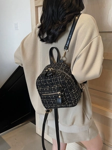 Mini sac à dos tendance en tweed à carreaux avec bretelles réglables en cuir noir
