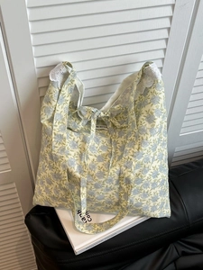 Sac Fourre-tout en Toile Florale pour Femmes avec Bordure en Dentelle et Nœud Grande Capacité Décontracté en Coton