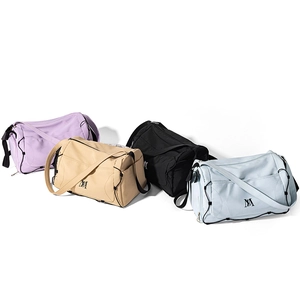 Détails du sac de voyage grande capacité disponible en plusieurs couleurs avec poches zippées