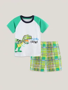 Ensemble d'été pour garçon avec t-shirt dinosaure et short à carreaux assorti
