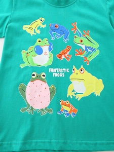 Kids bright green cotton T-shirt featuring fantastic frogs cartoon print and round neck