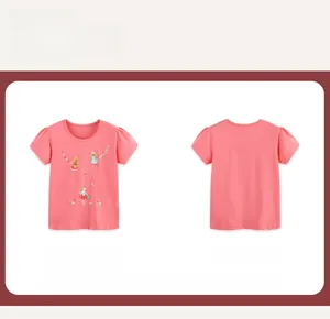 Vista fronte e retro della t-shirt rosa da bambina con stampe di fate carine