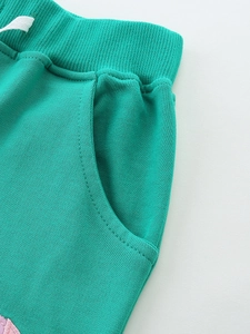 Short de sport fille vert vif en coton avec taille élastique côtelée et cordon serrage