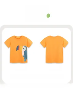 Vues détaillées avant et arrière d'un t-shirt orange pour enfant avec imprimé toucan