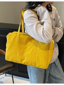 Women Large Capacity Nylon Tote Bag Casual Lightweight Shoulder Bag For Travel Shopping Work Letter Print Handbag