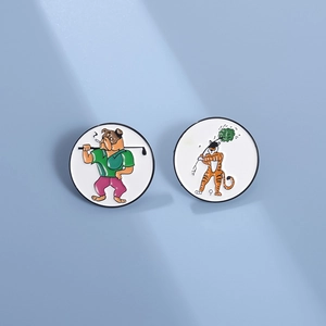 Cartoon Golf Animal Enamel Pin Badge Round Alloy Bulldog Tiger Brooch For Clothing Bag Sporty Fashion Jewelry Gift