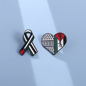 Enamel Lapel Pin Brooch Alloy Heart Ribbon Shape Keffiyeh Grid Pattern Decorative Jewelry Accessory For Clothing Backpack Men Women