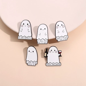 Set mit 5 süßen Geister-Emaille-Pins mit lustigen Sprüchen auf kreativen Metallabzeichen