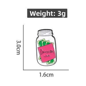 Détail du pin's émaillé Douchebag Jar avec dimensions 3,0 cm de hauteur et 1,6 cm de large