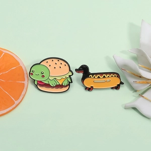 Ensemble de Broches en Émail Amusantes Tortue Burger et Teckel Hot-dog Broche Créative en Alliage de Métal pour Sac à Dos Vêtements