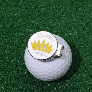 Marqueur de balle golf Queen of the Green avec clip magnétique sur balle blanche
