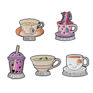 Lot de 5 broches en émail mignonnes avec motifs de thé et bubble tea pour décoration de vêtements