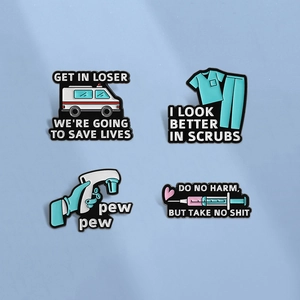 Funny Medical Enamel Pin Ambulance Scrub Syringe Thermometer Brooch Nurse Doctor Gift Zinc Alloy Jewelry Accessories