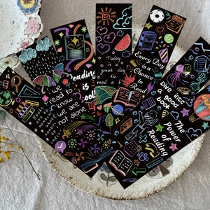 Lot de 30 marque-pages créatifs en papier noir avec illustrations colorées et citations