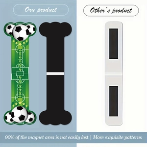 Dettaglio macro del segnalibro magnetico calcio con copertura magnetica completa al 90%