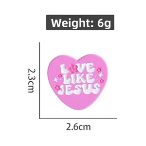 Pin's cœur rose avec texte Love Like Jesus et dimensions précises 2,3 cm x 2,6 cm