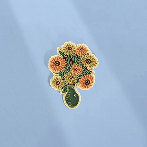 Artistic Sunflower Enamel Brooch Pin Vintage Flower Vase Lapel Pin Zinc Alloy Backpack Suit Accessories Jewelry For Women Men