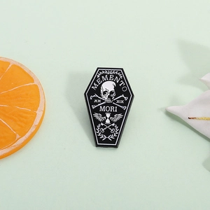 Gothic Punk Coffin Enamel Brooch Memento Mori Skull Wing Bones Zinc Alloy Badge Personalized Bag Pins Accessory For Halloween