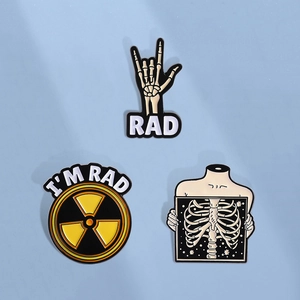 Gothic Science Enamel Brooch Pin Zinc Alloy Skull Skeleton Hand X-Ray Pattern RAD Badge For Backpack Jacket Clothing Jewelry