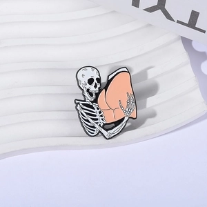 Cartoon skeleton hugging butt enamel pin brooch for Halloween accessories and creative gifts