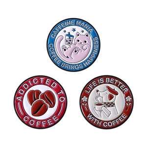 Lot de 3 épingles en émail sur le thème du café avec des motifs de chat, chien et grains