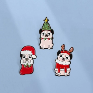 Weihnachten Cartoon Mops Emaille Brosche Zinklegierung Süße Rentier Weihnachtsbaum Socke Hund Pin Festlicher Schmuck Geschenk Deko