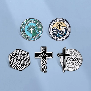 Épingle en Émail Religieuse Chrétienne Alliage de Zinc Croix Carte Vague Montagne Lettre Citation Inspirante Broche Vêtements Sac Badge