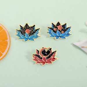Creative Starry Sky Lotus Enamel Brooch Pin Sun Moon Star Astronomical Element Alloy Drip Oil Badge Jewelry Accessory