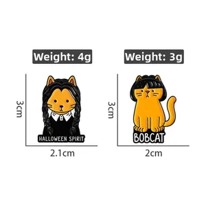 Détails des épinglettes en émail chat d'Halloween avec dimensions et poids précis
