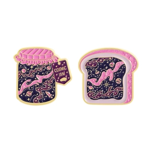 Lot de broches émaillées Cosmic Jam avec motifs ciel étoilé sur toast et bocal