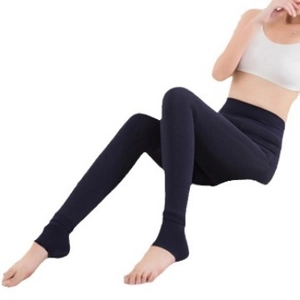 Women's thick thermal fleece leggings in black with high waist and stirrup design