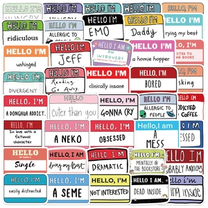 Wasserdichte PVC Aufkleber Mit Humorvollen Englischen Zitaten Und Klassischen Namensschild Designs Kreative DIY Dekoration Für Laptop Koffer Gitarre Journal Labels