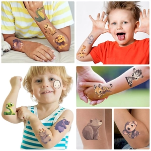 Tatouages temporaires d'animaux pour enfants avec lions et girafes au style ludique