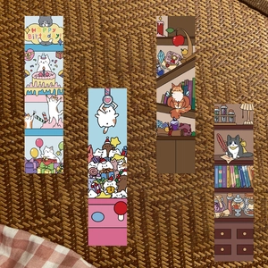 Set di 4 simpatici segnalibri per gatti con illustrazioni creative di compleanno e libri