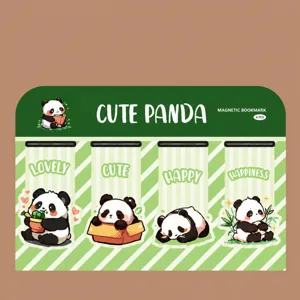 Détail de quatre marque-pages magnétiques panda mignons dans diverses poses de sommeil