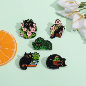 Cute Black Cat Enamel Pin For Women Alloy Animal Brooches Lapel Badge For Backpack Clothing Jacket Cartoon Jewelry Decoration