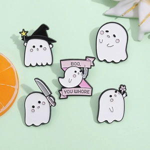 Lot de cinq épingles émaillées fantômes mignons pour décorer sacs à dos et vestes Halloween