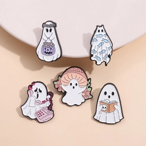 Set di spille smaltate a tema fantasmi di Halloween con zucca per zaini e abiti