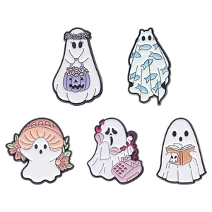 Set di 5 spille in smalto a forma di fantasma di Halloween per zaini e vestiti