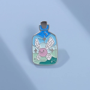Fee In Der Flasche Emaille Pin Cartoon Flaschenform Legierung Brosche Für Kleidung Rucksack Dekoration Fantasy Schmuck Geschenk Unisex
