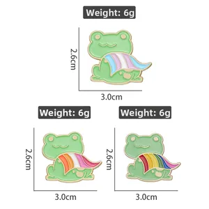 Detailed size chart for frog pride pins showing dimensions 2.6x3.0cm and weight 6g each