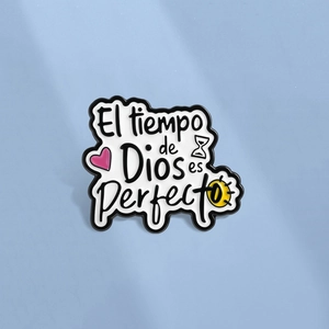 Spanish Quote Enamel Pin El Tiempo De Dios Es Perfecto Heart Hourglass Sun Alloy Badge Brooch For Backpacks Clothing