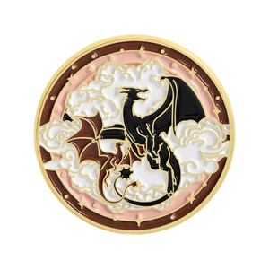Vintage-Brosche mit schwarz-goldener Drachen-Emaille und mythologischem Wolkenmuster