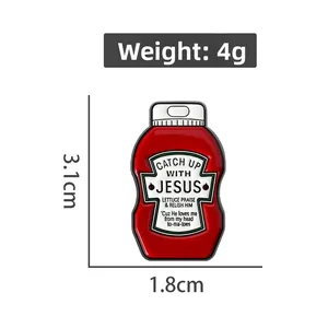 Details zur Emaille-Anstecknadel als Ketchup-Flasche mit Catch Up With Jesus und 3,1cm Höhe