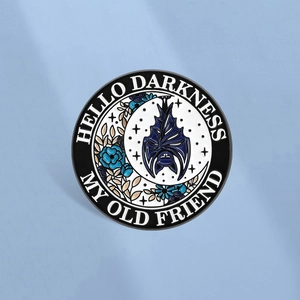 Broche en Émail Chauve-souris Gothique Hello Darkness My Old Friend Lune Ronde Florale Badge en Alliage de Zinc pour Veste Sac à Dos Bijoux Unisexe