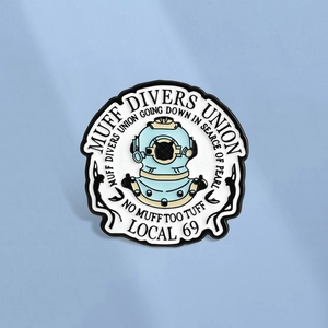 Vintage Zinklegierung Muff Divers Union Emaille Brosche Pin Retro Taucherhelm Abzeichen Für Kleidung Taschen Revers Schmuck Geschenk