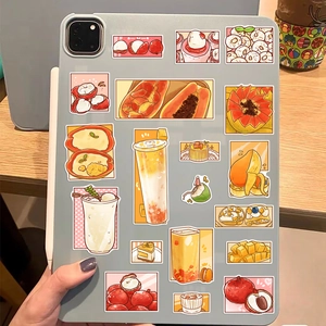 Niedliche Cartoon Sommerfrucht Dessert Aufkleber dekorieren ein Tablet auf Holz