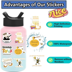 Wasserdichte Rosh Hashanah Aufkleber auf einer Trinkflasche mit festlichen Motiven